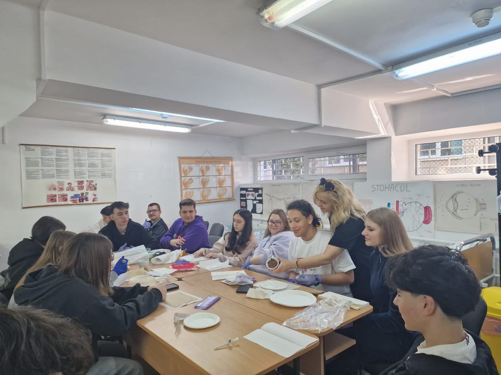 Moment din comunitatea Henri Coandă